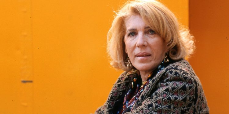 8 marzo. Eva Cantarella: “La differenza di genere? E’ nata in Grecia con il mito di Pandora”