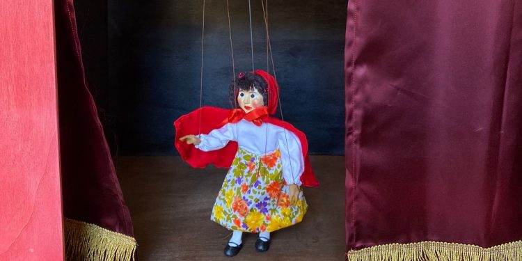 Teatro in scatola, pupazzi 3D e altre magie, a Cagliari Is Mascareddas e Sardegna Ricerche danno vita alle marionette del III millennio