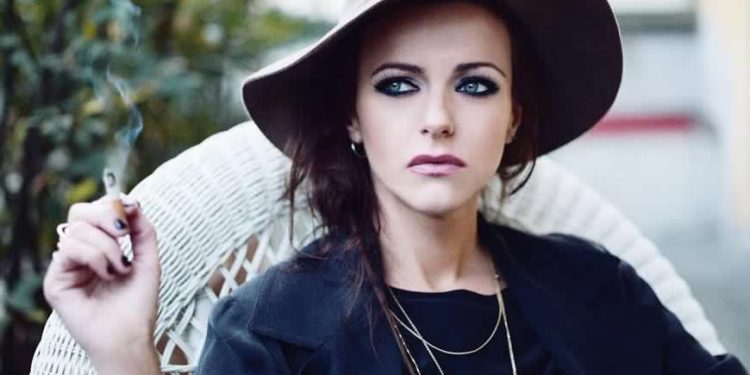 Rachele Bastreghi – Soave Psychodonna