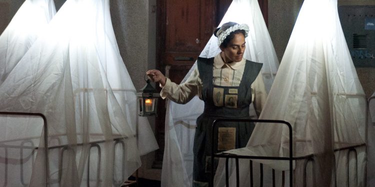 ‘Cosa rimane?’ Impatto Teatro porta in scena la memoria di Cagliari all’ex Manifattura Tabacchi