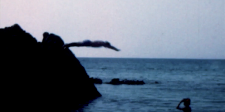 Il nòstos di “Tuffi – Piccoli racconti cinematografici sul mare” di Marco Antonio Pani per la Società Umanitaria di Alghero