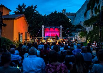 Marina Café Noir porta al mare di Cagliari i suoi marinai perduti. Per la 19esima edizione arrivano Nicola Lagioia, Viola Ardone, Giancarlo De Cataldo