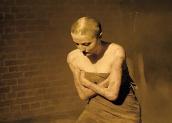 ‘Collective’: dalla tragedia al labirinto della corruzione. Il pluripremiato docufilm di Alexander Nanau al Carbonia Film Festival