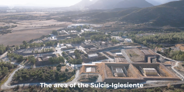 Sognando una Sardegna sana: su Al Jazeera il doc “The Sardinian Factory of Death”