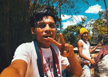 ‘Flotando’: il futuro non è ancora scritto. Il docufilm di Valentina Bifulco finalista al Reels International Film Festival