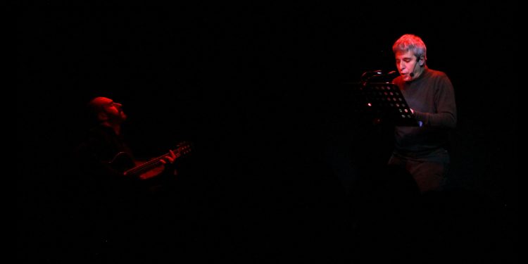 Teatro, a Cagliari lo spettacolo Paese d’Ombre con Pierpaolo Piludu e Andrea Congia