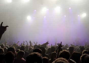 Il solstizio d’imbuto: il 21 giugno altissima concentrazione di concerti. Tutti i grandi nomi che saliranno sul palco (e tutti i malumori)
