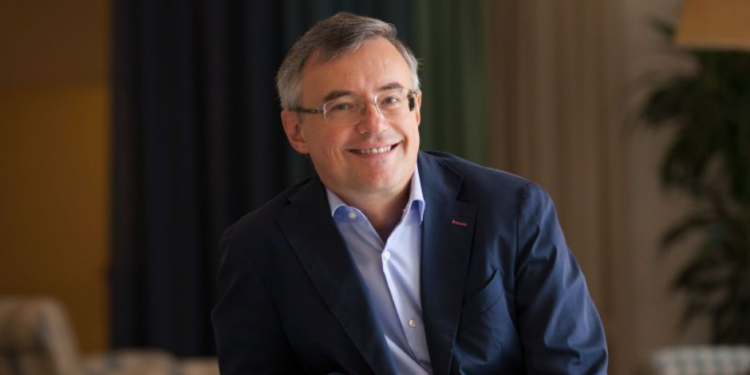 Alessandro Barbero arriva a Sanluri con una lezione su miti e le leggende del Medioevo per il festival Rete dei Castelli