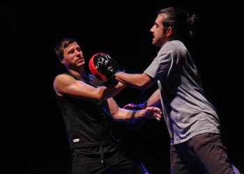 “Due Fratelli”, al Teatro delle Saline di Cagliari vanno in scena tragedia e amore