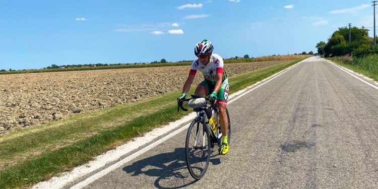 Il giro della Sardegna di Paolo Massenti in 14 giorni sulla Route 377