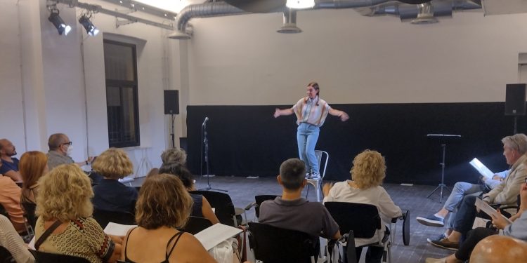 Juke Box, alla Manifattura di Cagliari Monica Demuru porta in scena le voci delle città