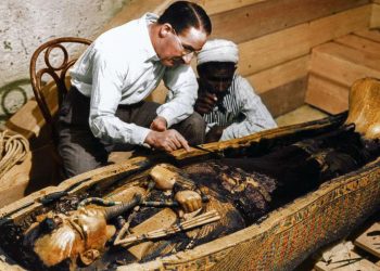 Cento anni dalla scoperta della tomba di Tutankhamon, la leggenda vive ancora