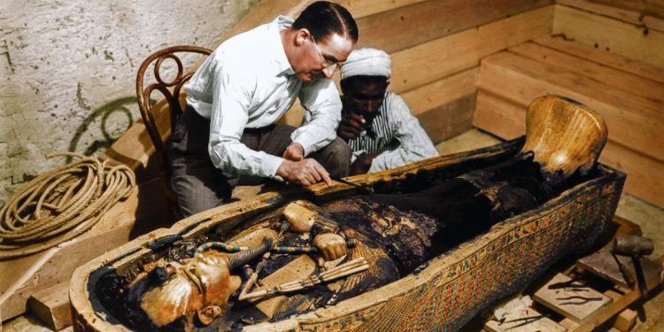 Cento anni dalla scoperta della tomba di Tutankhamon, la leggenda vive ancora