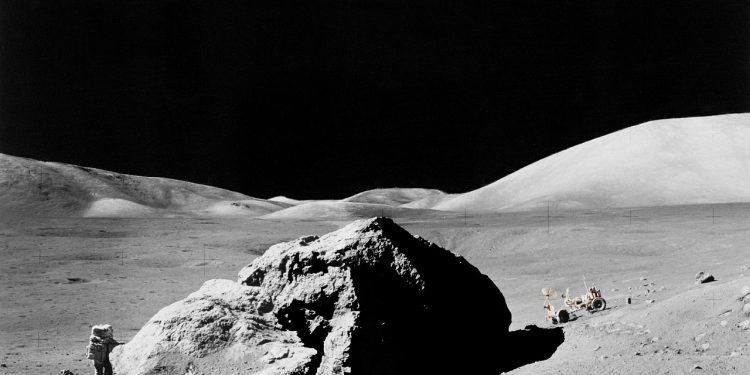 Energia elettrica sulla Luna, ecco lo studio dell’Università di Cagliari sulla regolite