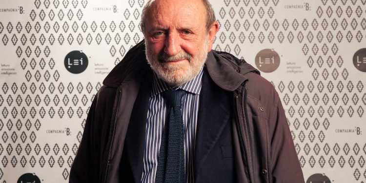 Umberto Galimberti a Cagliari per Lei Festival. Un’intervista col filosofo italiano che ci regala un assaggio dell’Avventura delle emozioni