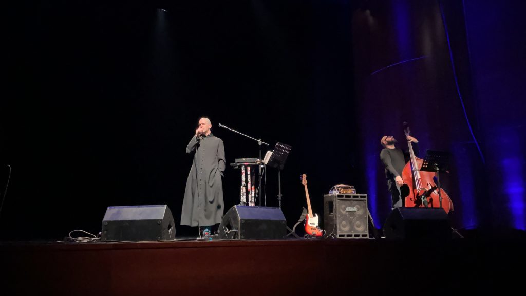 Bakis Beks nel nome del padre