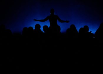 Sardegna Teatro festeggia cinquant’anni e porta in scena a Cagliari Sardegna Contemporanea