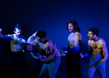Teatro, gli Artisti fuori posto portano in scena “La prima regola del Fight Club” ispirato al romanzo di Palaniuk