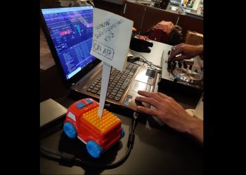 Buon compleanno Radio Furgoncino, la radio indipendente cagliaritana festeggia tre anni