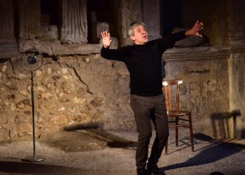 Cagliari, ottant’anni dopo i bombardamenti Cada Die Teatro porta in scena il dramma della guerra con “Memorie di guerra, percorsi di pace”