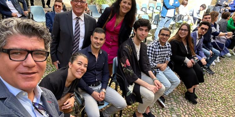 La scuola “Angioj” di Sassari premiata per un progetto su riciclo e riuso insieme a Legambiente