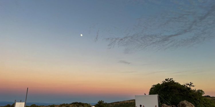 Forse alla luna, cinque serate tra Macomer, Bolotana, Samugheo e Silanus per parlare di inchieste, libri, musica e antifascismo