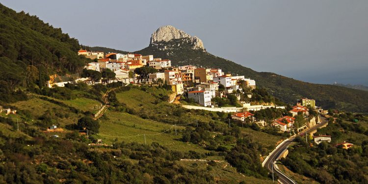 Su Netflix la docuserie di Dan Buettner sulla longevità: focus sui segreti dei centenari dell’ Ogliastra