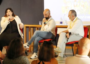 La giornalista Annalisa Camilli al Festival Tuttestorie di Cagliari con ‘L’ultimo bisonte’, il libro per ragazzi sulla difficile questione delle famiglie rifugiate