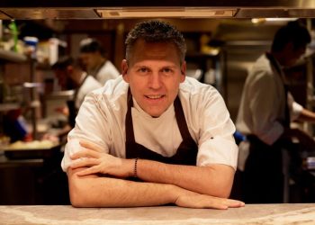 Lo chef sardo Achille Pinna si racconta: “Solo sperimentando le varie cucine del mondo si crea la vera memoria dei sensi”