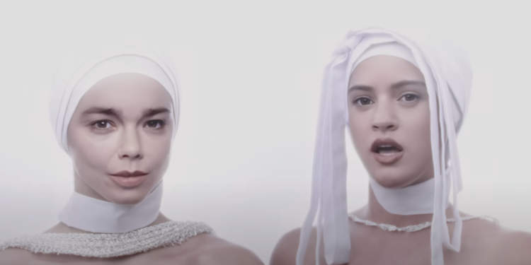 Cosa ci fanno insieme Björk, Rosalía, i salmoni