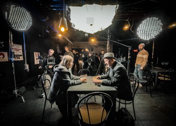 In su corru ‘e sa furca, on line la serie in sardo che parla di libri, arte e punk firmata Karel