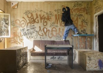 I giovani sardi e il loro futuro nelle foto di Alessio Cabras, fino al 4 febbraio la mostra “Non sapevo nulla della vita”