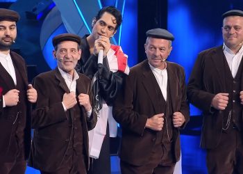 Paulicu Mossa in su palcu de s’Ariston. Su ‘Remunnu ‘e Locu’ faghet connòschere sa literadura sarda a 12 milliones de teleispetadores