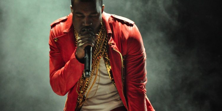 Non si sa più che scrivere di Kayne ma intanto ci si prova