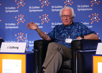 Addio a Johan Galtung, è scomparso uno tra i grandi pacifisti dei nostri tempi