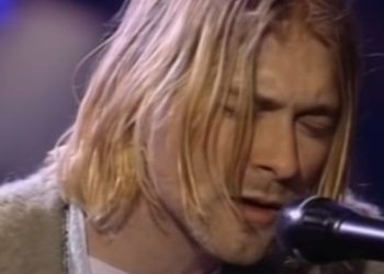 Non ridete, Kurt Cobain è morto. Trent’anni fa ci lasciava il cantante dei Nirvana