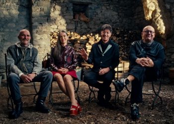 A Cagliari arriva il documentario “Kissing Gorbaciov” sull’incredibile tour del 1988 che unì il rock tra Italia e Mosca