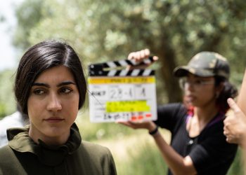 ‘L’Amore e la Gloria’, il film di Maria Grazia Perria racconta la giovane Grazia Deledda