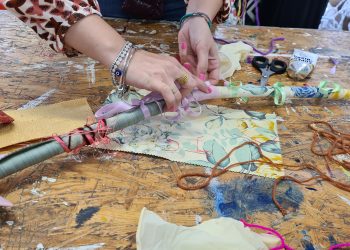 Anime sul filo, a Cagliari una mostra collettiva racconta il percorso artistico su salute mentale e fragilità curato da ArteS