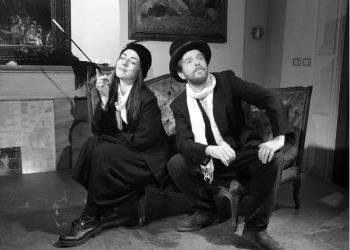 Daniel Dwerryhouse e Laura Fortuna si sfidano a teatro per “Colpi di scene” alle Saline di Cagliari per 1 €uro Festival