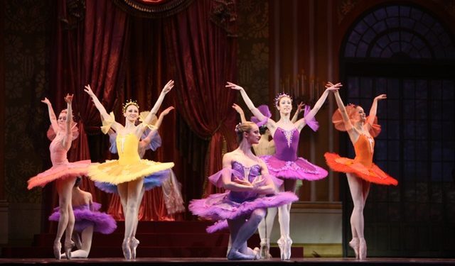 Dal Quartetto Modigliani a Marcelo Alvarez, dal Tokyo Ballet a Fiorenza Cedolins, parte in settembre la nuova  stagione concertistica, operistica e di balletto del Lirico di Cagliari.