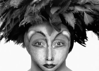 La lunga estate del festival Dromos, dal 19 luglio mostre, musica e incontri. A Oristano l’arte internazionale con Marina Abramovic, Franco B, Damien Hirst, Erwin Olaf