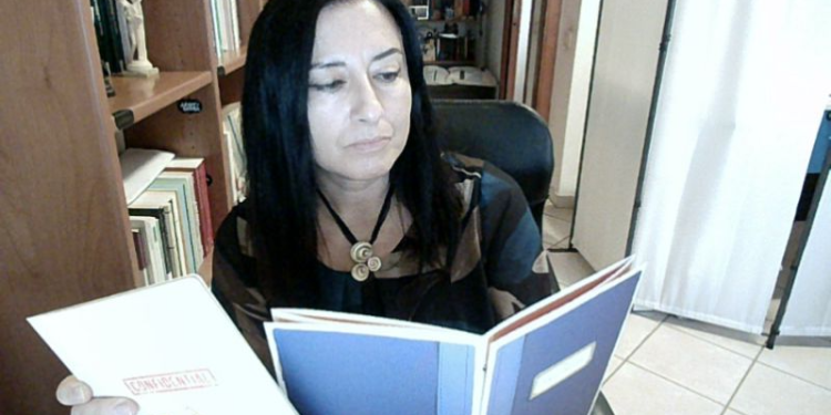 Imparare la grammatica giocando, ecco gli escape book dell’insegnante cagliaritana Anna Rita Vizzari