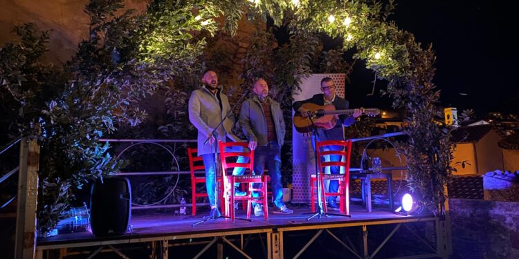 Cantanne a S’Antiga a Santu Lussurgiu. Appuntamento con il canto a chiterra per la rassegna Hymnos Off