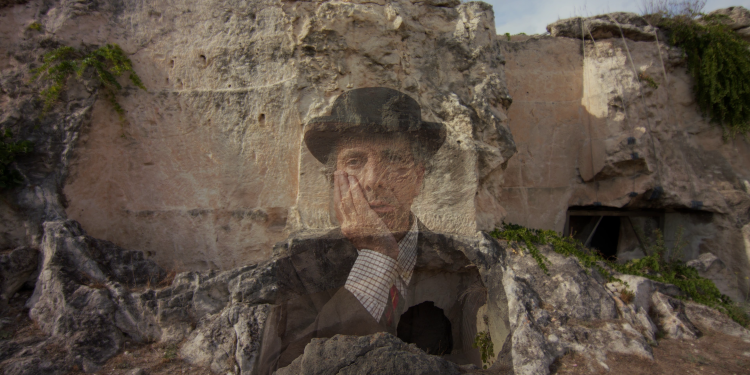 Premiato al Viagrande Short Film Festival “Sui tetti di chi dorme”, il film di Antonello Murgia su Tuvixeddu dedicato a Giorgio Todde