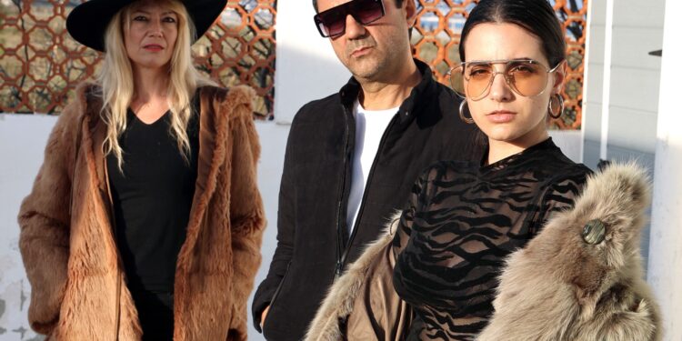 Con l’ep ‘Naked’ i Black Solanas fanno un esordio sorprendente