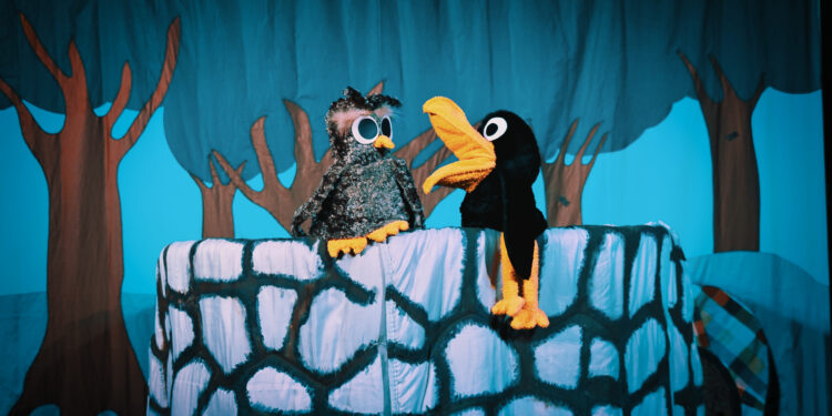 Il Ghiandabosco e la leggenda del fuoco, debutta a Cagliari il nuovo spettacolo per bambini degli Artisti fuori posto