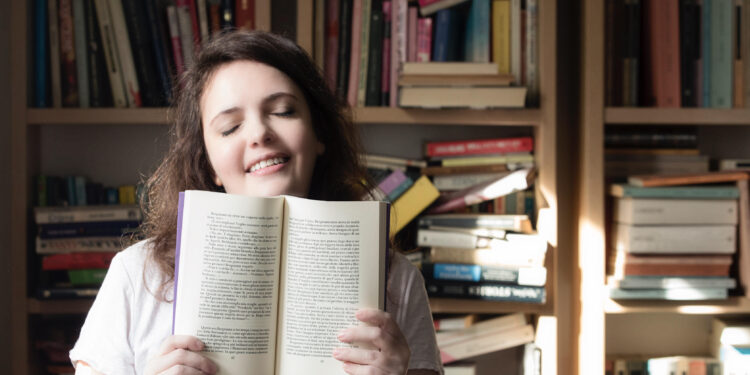 Festival LeThèrario, l’universo femminile si racconta. Ad Assemini per la prima edizione del festival Guia Soncini, Alessandro Fullin e Vladimir Luxuria