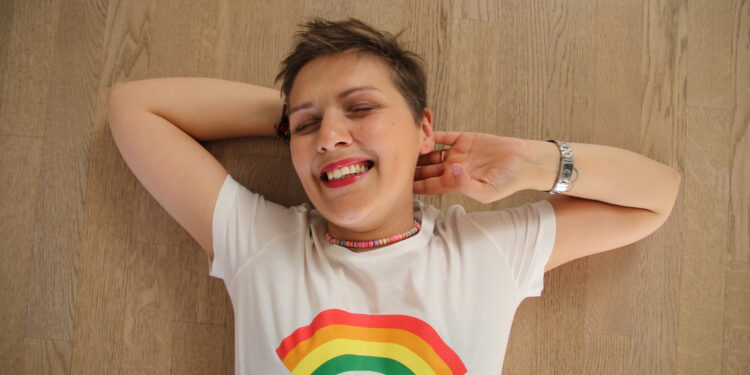Prevenzione, mammografia gratis con l’associazione Bepositive di Claudia Puddu. Il marito Francesco: “Prendersi cura di se stessi è il gesto d’amore più grande”