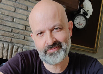 Il festival Éntula porta in Sardegna il romanzo dell’Ombre vertical, al via le presentazioni del nuovo libro di Paolo Piras dedicato a Gigi Riva